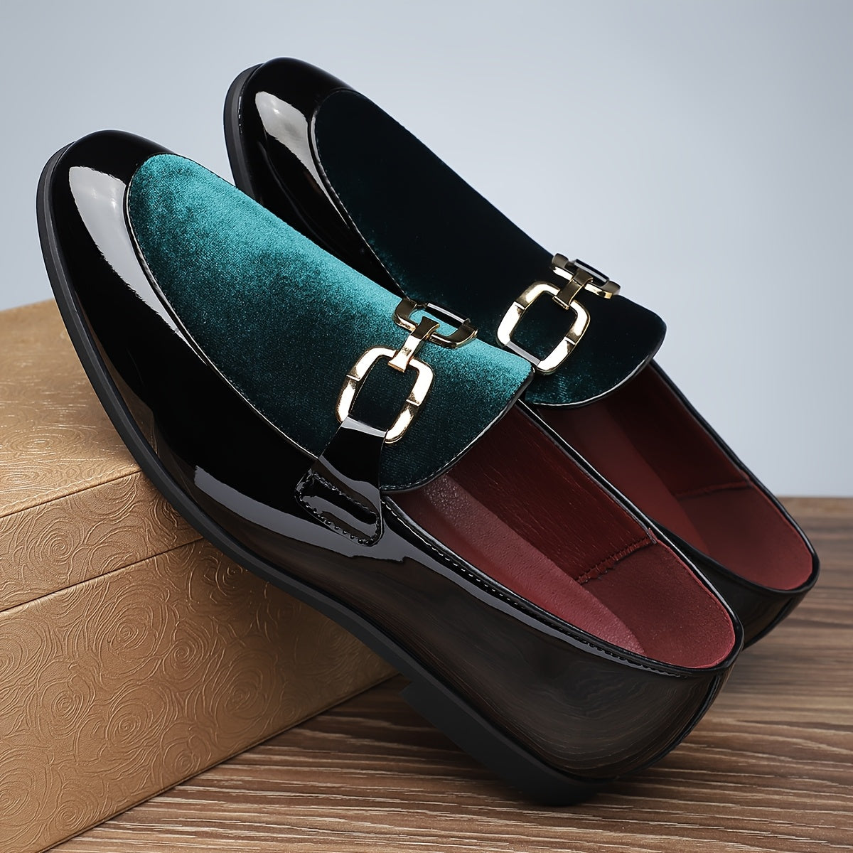 Men's Pointed Toe Slip-On PU Shoes