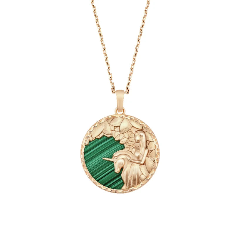 Fashionable S925 Silver Bear Necklace for Stylish Women