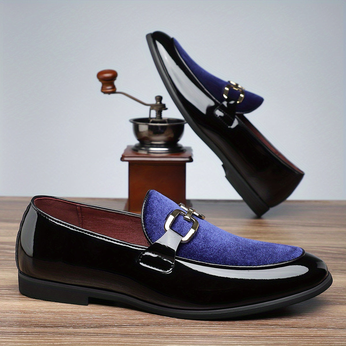 Men's Pointed Toe Slip-On PU Shoes
