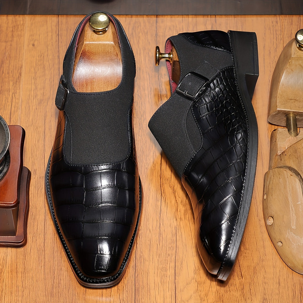Mens Business Casual Derby Shoes With Breathable PU Upper