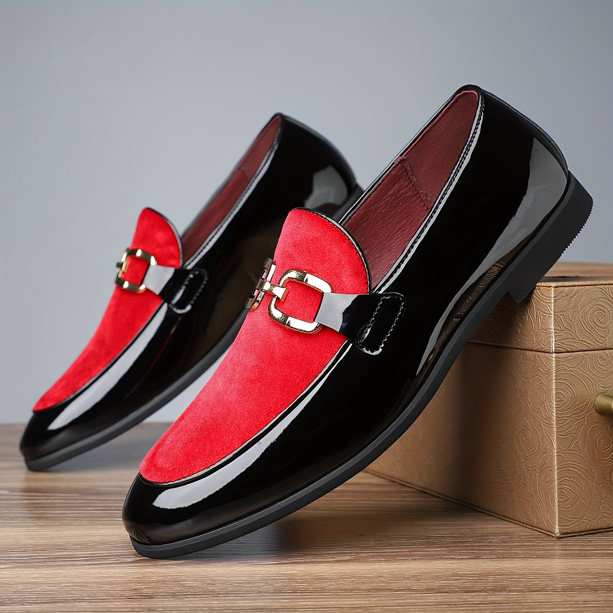 Men's Pointed Toe Slip-On PU Shoes